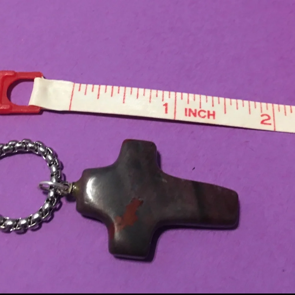 🟥Brand New Handmade Glossy Agate Semi Precious Calming Stone, Religious Cross
